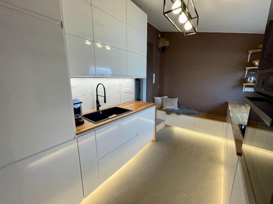 Central Family Twinhouse Stavanger Eksteriør billede