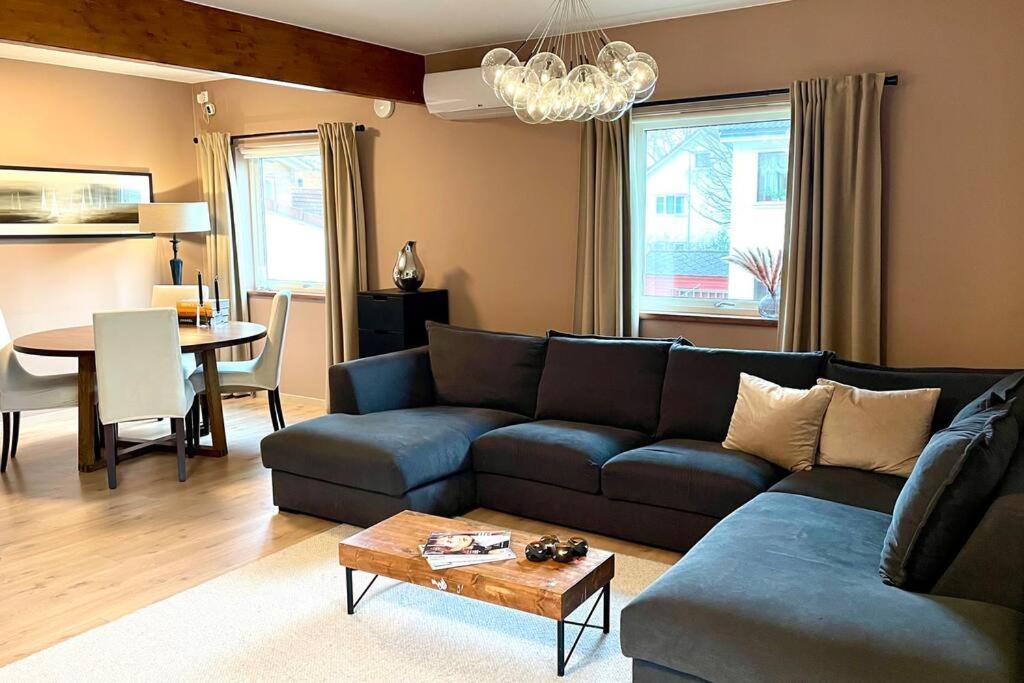 Central Family Twinhouse Stavanger Eksteriør billede
